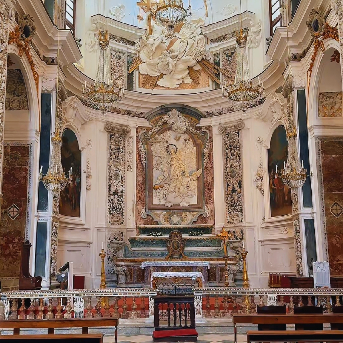 Cattedrale di San Lorenzo — Trapani's elegant Baroque cathedral on Via Garibaldi