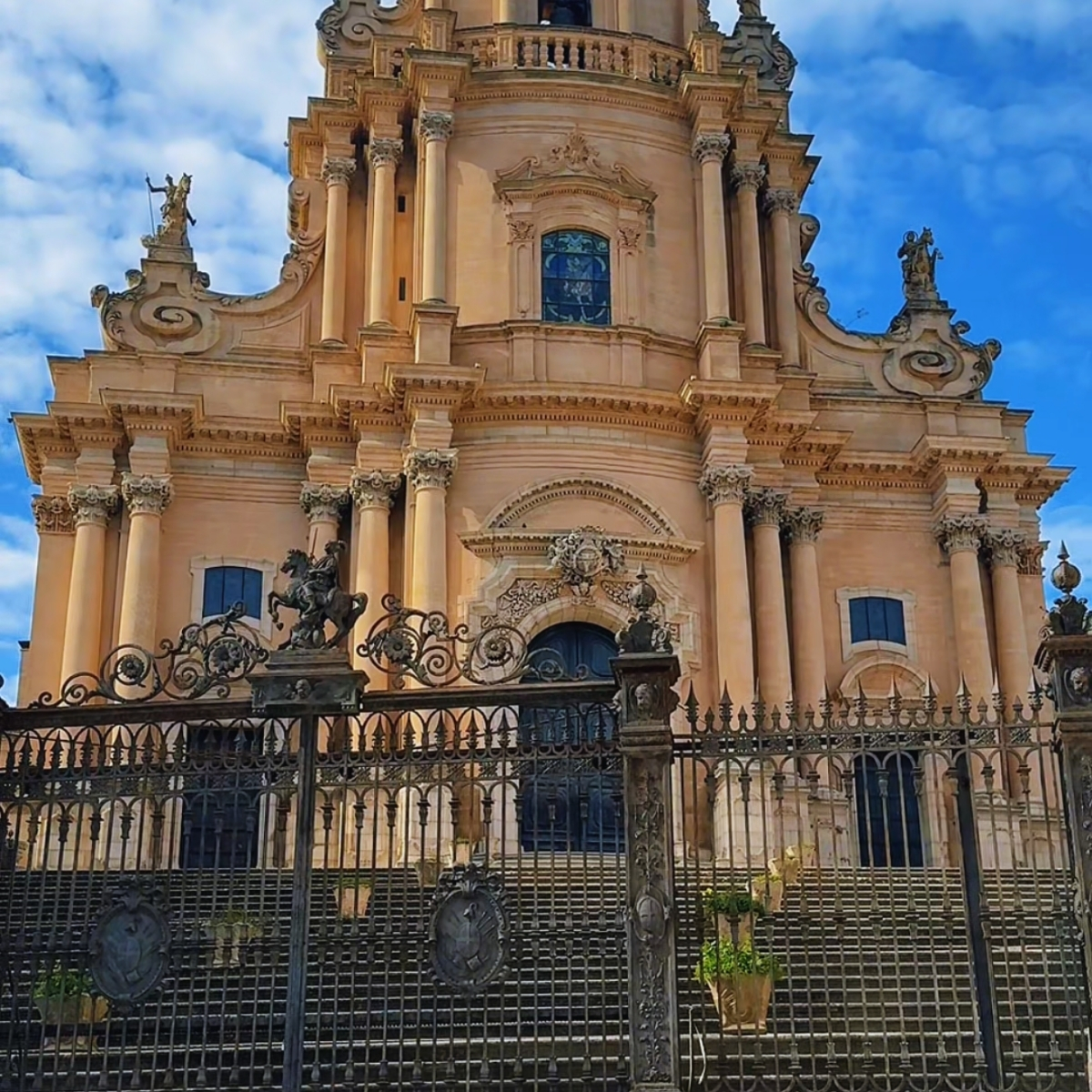 The Baroque Duomo di San Giorgio at the top of its grand staircase in Ragusa Ibla, southeastern Sicily